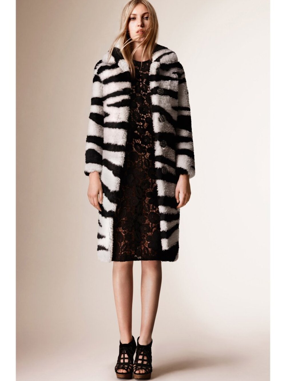 Burberry Prorsum 2016 Resort Collection Runway Shearing Coat Size – ITA38/US2
